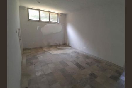 Casa à venda com 3 quartos, 340m² em Santo Amaro, São Paulo