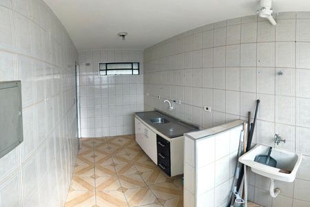 Apartamento para alugar com 50m², 2 quartos e 1 vaga Apartamento para alugar com 50m², 2 quartos e 1 vagaCozinha e Área de Serviço