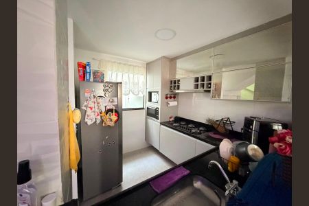 Cozinha de casa de condomínio à venda com 2 quartos, 120m² em Jacarepaguá, Rio de Janeiro