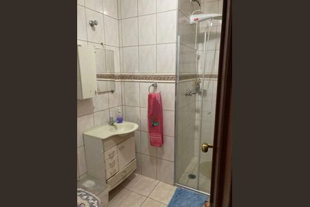 Casa à venda com 62m², 2 quartos e 2 vagas
