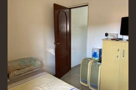 Casa à venda com 62m², 2 quartos e 2 vagas