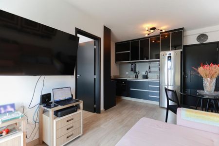 Apartamento à venda com 39m², 1 quarto e 1 vaga Apartamento à venda com 39m², 1 quarto e 1 vagaSala
