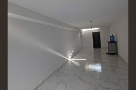 Casa à venda com 141m², 3 quartos e 2 vagas