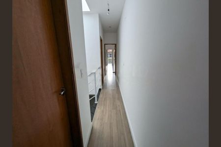 Casa à venda com 141m², 3 quartos e 2 vagas