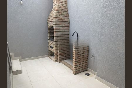 Casa à venda com 141m², 3 quartos e 2 vagas