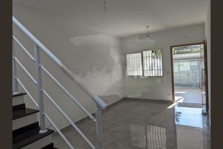 Casa à venda com 141m², 3 quartos e 2 vagas