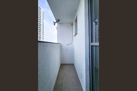 Studio para alugar com 35m², 1 quarto e sem vaga Studio para alugar com 35m², 1 quarto e sem vagaVaranda