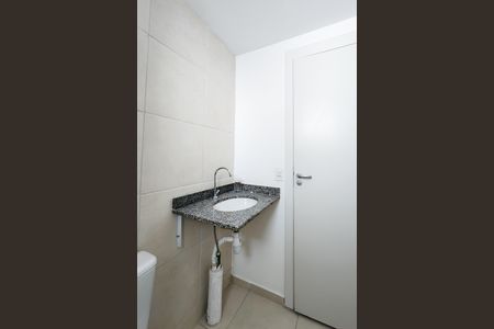Studio para alugar com 35m², 1 quarto e sem vaga Studio para alugar com 35m², 1 quarto e sem vagaBanheiro
