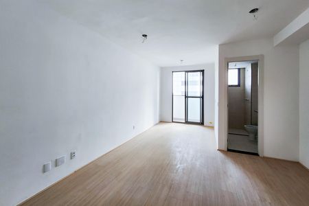 Sala - Quarto de kitnet/studio para alugar com 1 quarto, 35m² em Santo Cristo, Rio de Janeiro