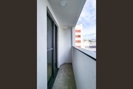 Studio para alugar com 35m², 1 quarto e sem vaga Studio para alugar com 35m², 1 quarto e sem vagaVaranda