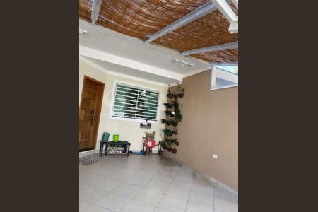 Casa à venda com 110m², 3 quartos e 2 vagas