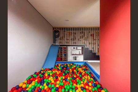 Apartamento para alugar com 37m², 2 quartos e sem vaga Apartamento para alugar com 37m², 2 quartos e sem vagaBrinquedoteca