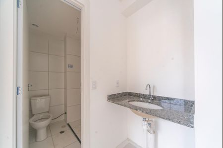 Apartamento para alugar com 37m², 2 quartos e sem vaga Apartamento para alugar com 37m², 2 quartos e sem vagaBanheiro