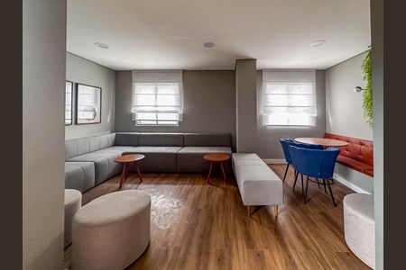 Apartamento para alugar com 37m², 2 quartos e sem vaga Apartamento para alugar com 37m², 2 quartos e sem vagaÁrea comum - Salão de festas