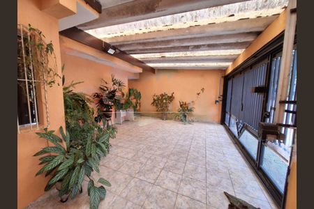 Casa à venda com 120m², 2 quartos e 2 vagas