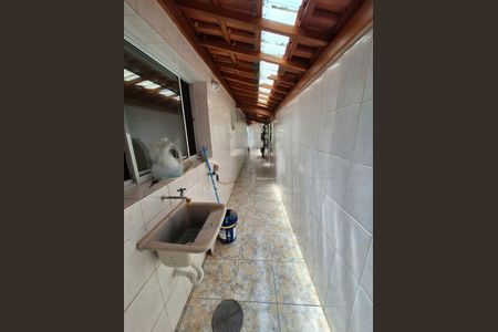 Casa à venda com 120m², 2 quartos e 2 vagas