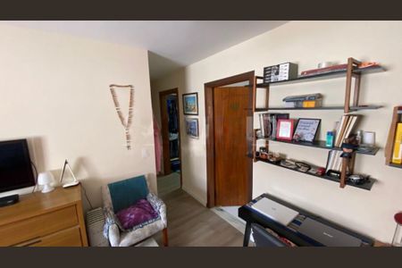 Casa à venda com 3 quartos, 320m² em Interlagos, São Paulo
