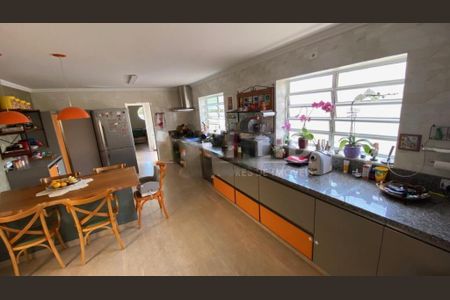 Casa à venda com 3 quartos, 320m² em Interlagos, São Paulo