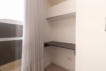 Studio para alugar com 32m², 1 quarto e sem vaga Studio para alugar com 32m², 1 quarto e sem vagaDetalhe