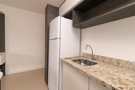 Cozinha - Armários de kitnet/studio para alugar com 1 quarto, 32m² em Prado Velho, Curitiba