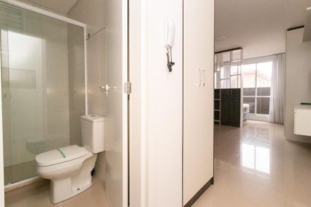 Studio para alugar com 32m², 1 quarto e sem vaga Studio para alugar com 32m², 1 quarto e sem vagaBanheiro