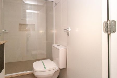 Studio para alugar com 32m², 1 quarto e sem vaga Studio para alugar com 32m², 1 quarto e sem vagaBanheiro