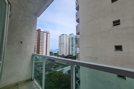 Apartamento para alugar com 101m², 3 quartos e sem vaga
