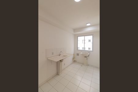 Apartamento para alugar com 45m², 2 quartos e sem vaga Apartamento para alugar com 45m², 2 quartos e sem vagaSala/Cozinha/Área de Serviço
