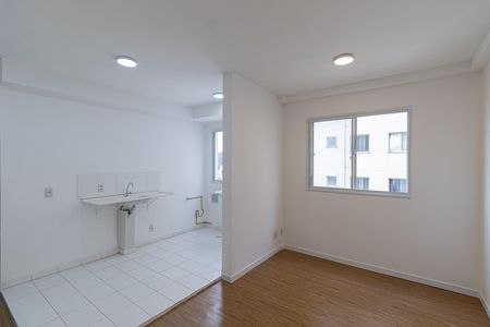 Apartamento para alugar com 45m², 2 quartos e sem vaga Apartamento para alugar com 45m², 2 quartos e sem vagaSala/Cozinha/Área de Serviço