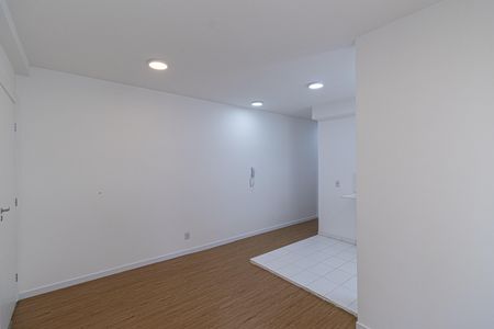 Apartamento para alugar com 45m², 2 quartos e sem vaga Apartamento para alugar com 45m², 2 quartos e sem vagaSala/Cozinha/Área de Serviço