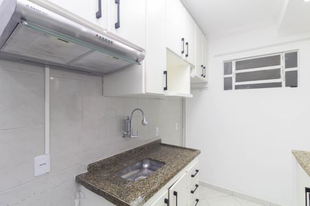 Apartamento para alugar com 44m², 2 quartos e 1 vaga Apartamento para alugar com 44m², 2 quartos e 1 vagaCozinha e Área de Serviço