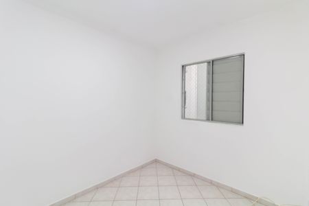 Quarto 1 de apartamento para alugar com 2 quartos, 44m² em Jardim Casa Pintada, São Paulo