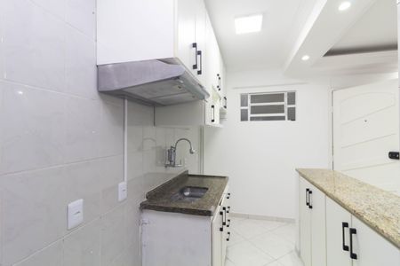 Apartamento para alugar com 44m², 2 quartos e 1 vaga Apartamento para alugar com 44m², 2 quartos e 1 vagaCozinha e Área de Serviço