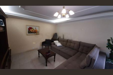 Casa à venda com 3 quartos, 141m² em Vila do Castelo, São Paulo