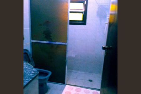 Casa à venda com 3 quartos, 180m² em Vila Quintana, São Paulo