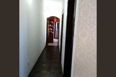 Casa à venda com 3 quartos, 180m² em Vila Quintana, São Paulo