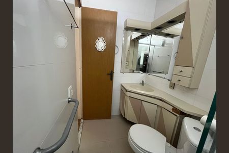 Apartamento à venda com 49m², 2 quartos e 1 vaga Apartamento à venda com 49m², 2 quartos e 1 vagaBanheiro