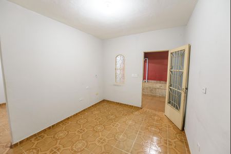 Casa para alugar com 80m², 1 quarto e 2 vagasSala