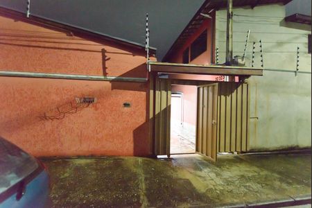 Casa para alugar com 80m², 1 quarto e 2 vagasFachada da Casa