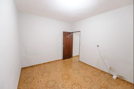 Casa para alugar com 80m², 1 quarto e 2 vagasQuarto