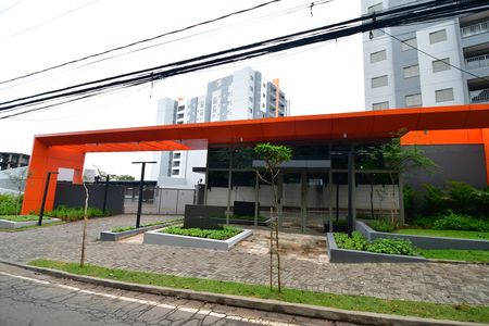 Apartamento para alugar com 66m², 2 quartos e 1 vagaFachada e portaria