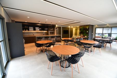 Apartamento para alugar com 66m², 2 quartos e 1 vagaÁrea comum - Salão de festas