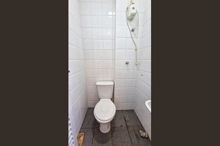 Casa de condomínio para alugar com 170m², 3 quartos e 2 vagasBanheiro
