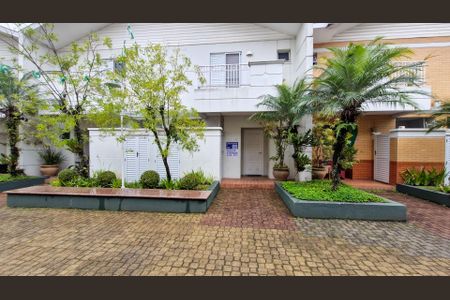 Casa de condomínio para alugar com 170m², 3 quartos e 2 vagasFachada 