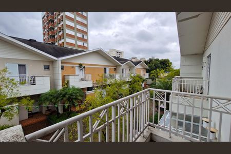 Casa de condomínio para alugar com 170m², 3 quartos e 2 vagasVaranda