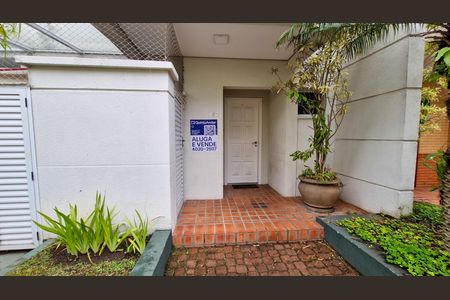 Casa de condomínio para alugar com 170m², 3 quartos e 2 vagasPlaca 