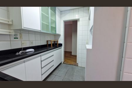 Casa de condomínio para alugar com 170m², 3 quartos e 2 vagasCozinha