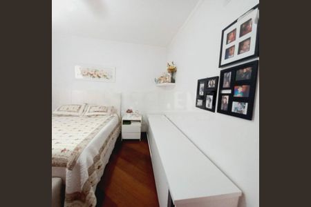 Casa à venda com 4 quartos, 220m² em Cidade Dutra, São Paulo