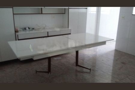 Casa à venda com 204m², 3 quartos e 2 vagas