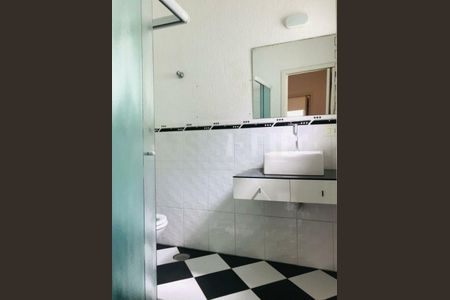 Casa à venda com 176m², 3 quartos e 4 vagas